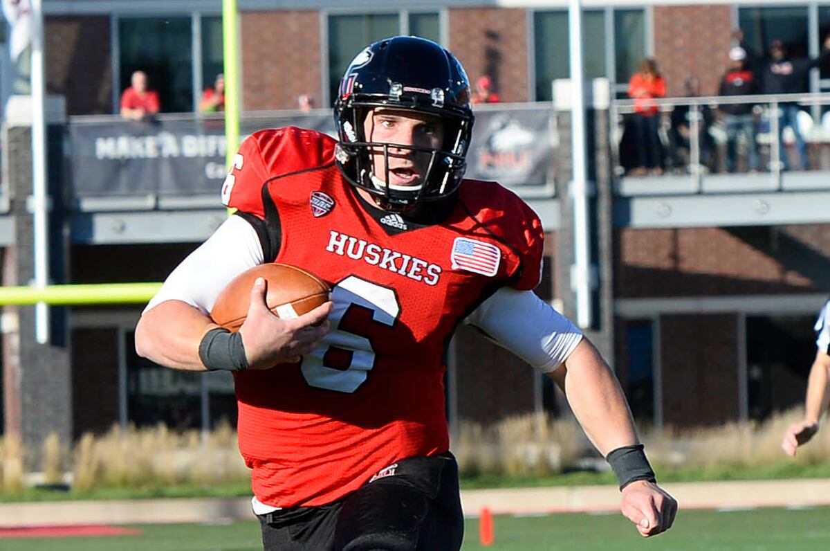 Northern Illinois Jordan Lynch Breaks FBS Single Game QB Rushing northern-illinois-jordan-lynch-breaks-fbs-single-game-qb-rushing