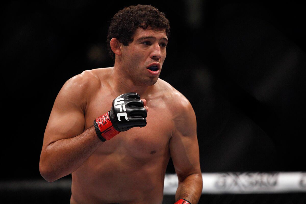 UFC 166 Results Top 10 Lightweights In The UFC News Scores ufc-166-results-top-10-lightweights-in-the-ufc-news-scores