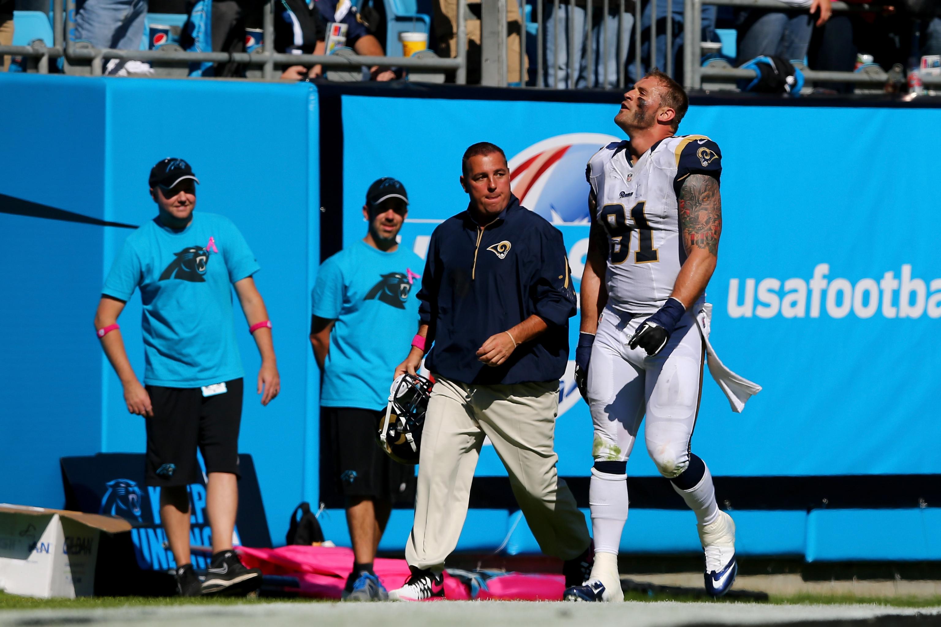 Chris Long Ejected And Flips Off Panthers Fan That Throws Bottle At Him Bleacher Report Latest News