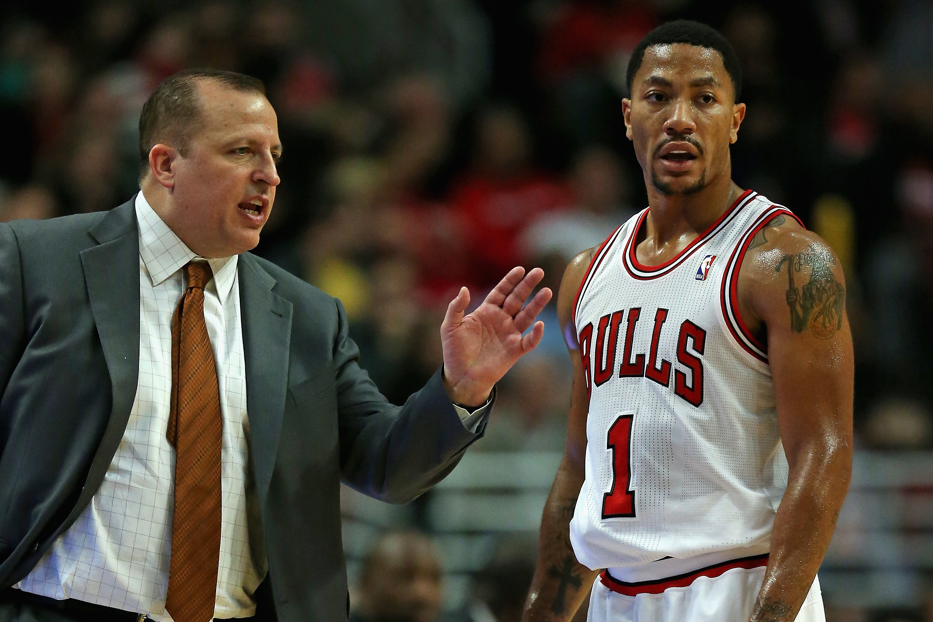 Ask Sam Mailbag: Current Bulls vs. Derrick Rose Bulls team?