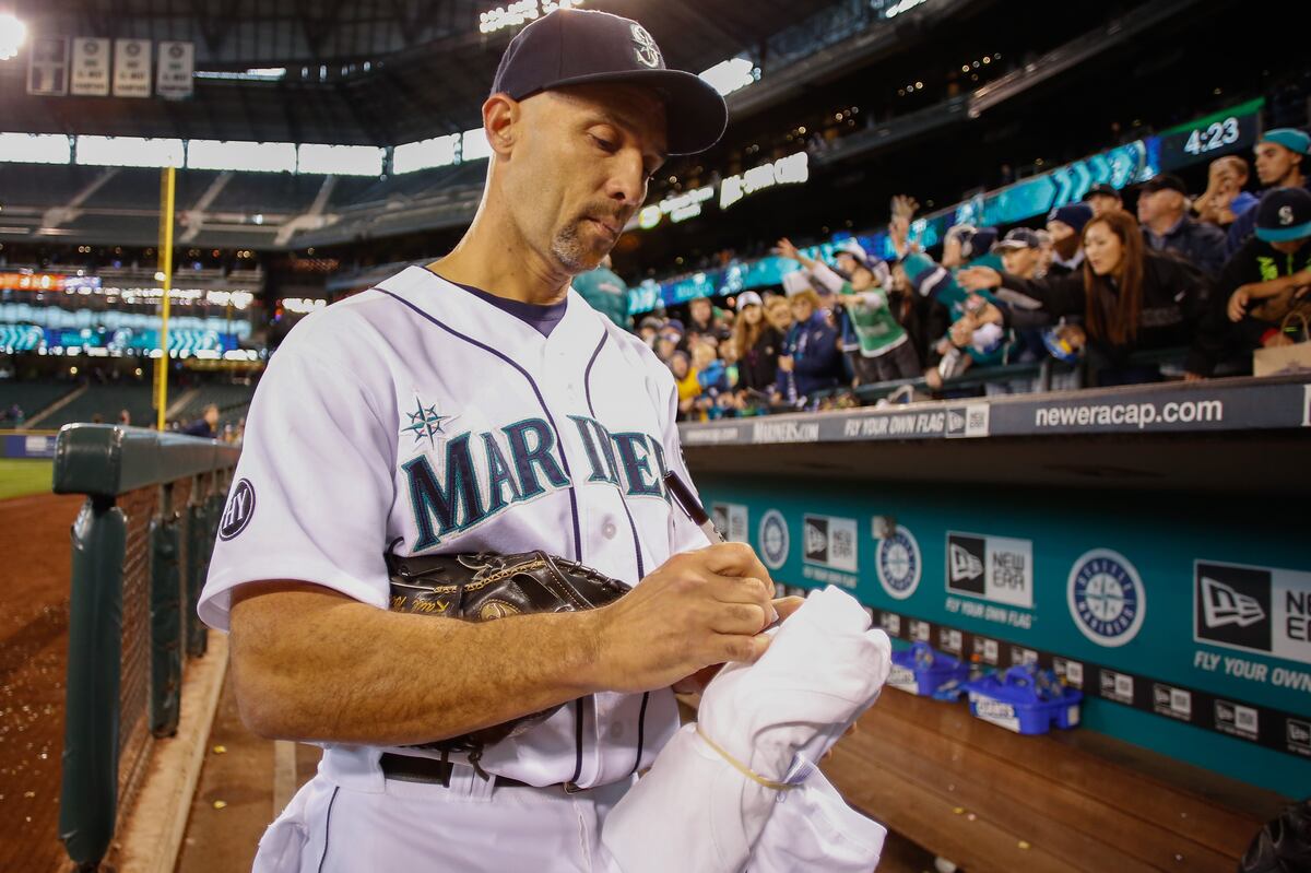 Free Agents the Mariners Should Consider Keeping for 2014 Season News