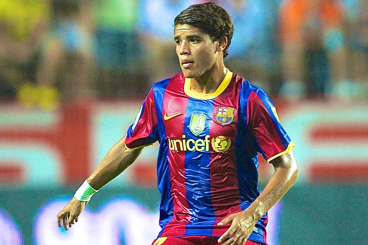 Jonathan Dos Santos Injury Updates On Barcelona Midfielder S Knee And Recovery Bleacher Report Latest News Videos And Highlights