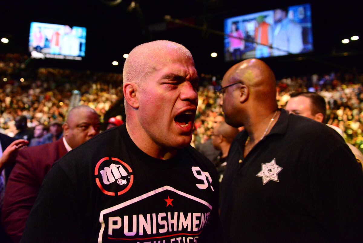 Tito Ortiz Injured, Out of Bellator PPV Fight with Quinton 'Rampage