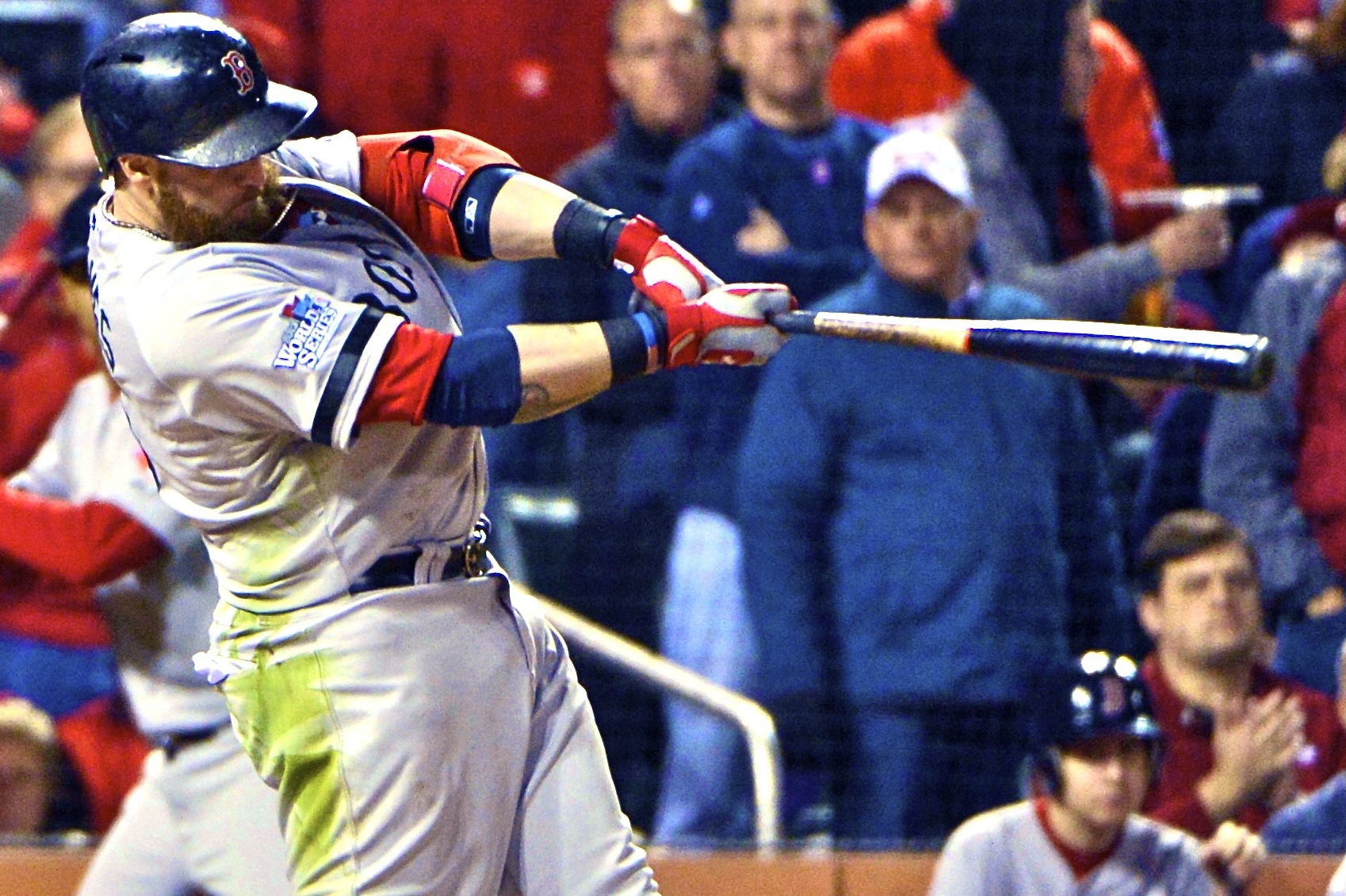 Gomes, Red Sox beat Cardinals, even World Series