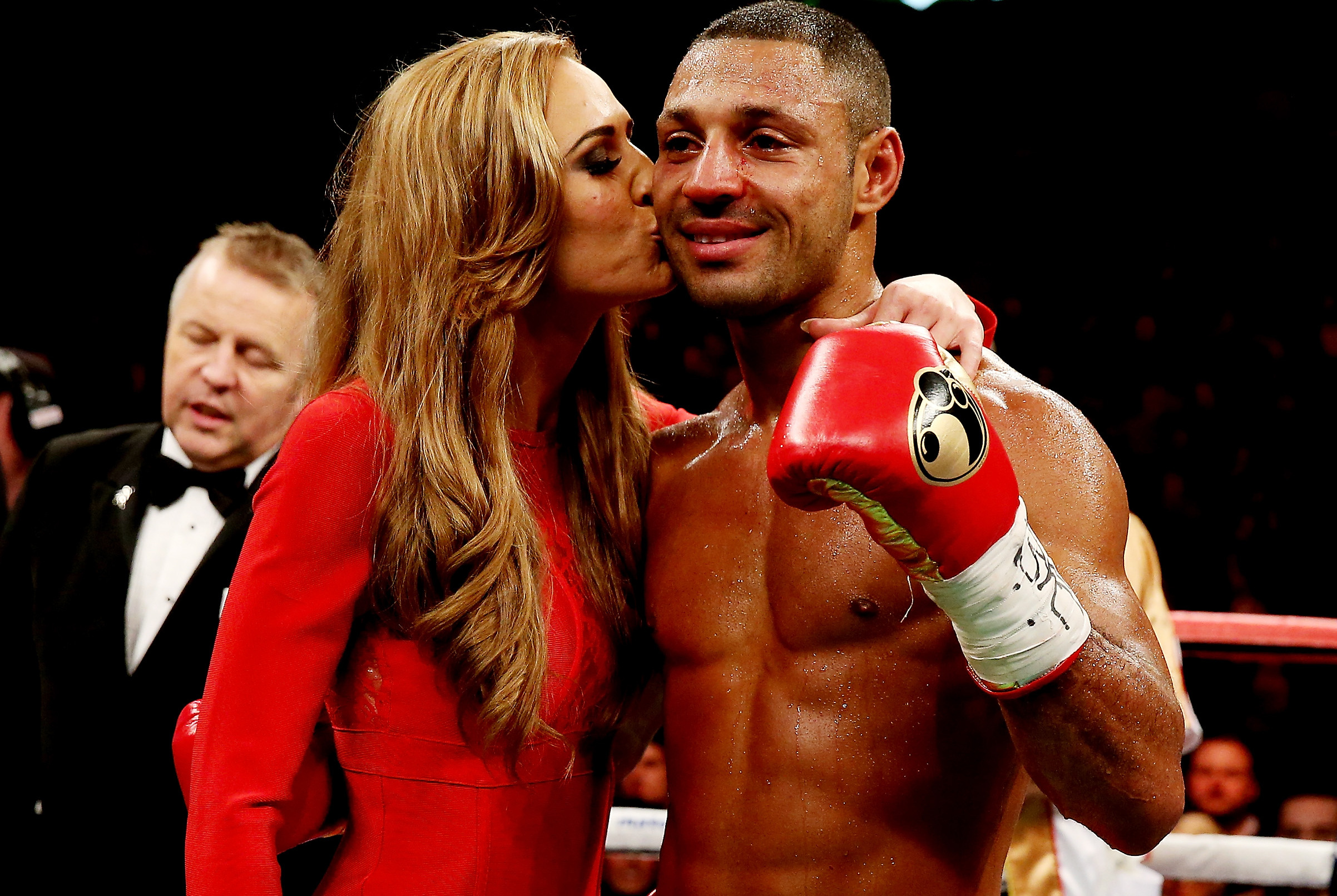 Kell Brook Lining Up Amir Khan Showdown At Manchester United S Ground Bleacher Report Latest News Videos And Highlights