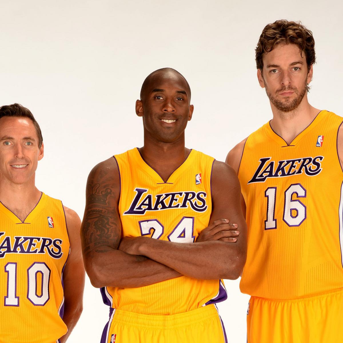 Kobe Bryant of Los Angeles Lakers salutes Steve Nash - ESPN