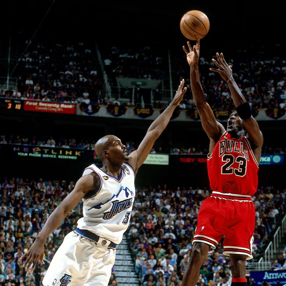 Repaste nødvendig aldrig Michael Jordan Allegedly Opted Out of a 1-on-1 Game Against Bryon Russell |  News, Scores, Highlights, Stats, and Rumors | Bleacher Report