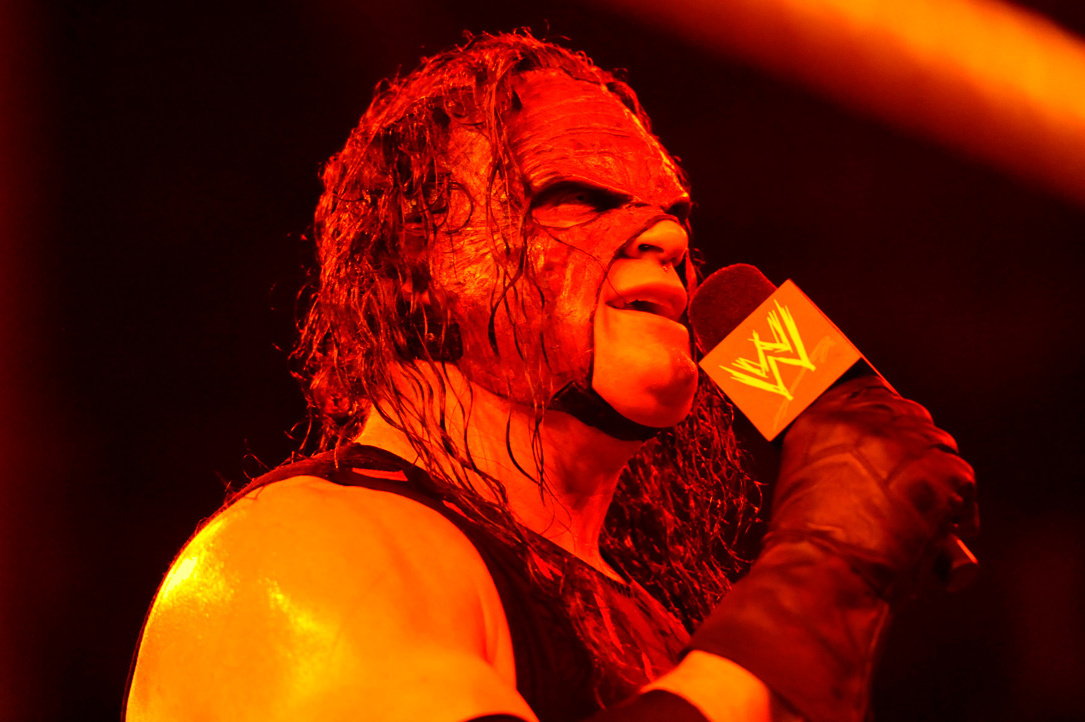 Resultados  WWE RAW 294 desde Barcelona Kane1_crop_exact