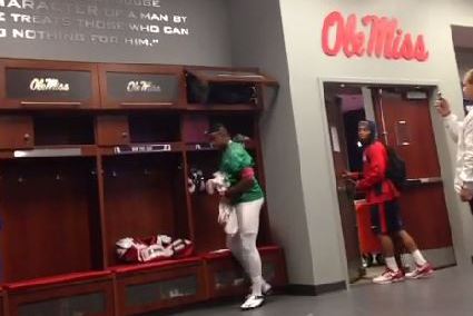 Ole Miss Backup Quarterback Cale Luke Pulls Off Halloween