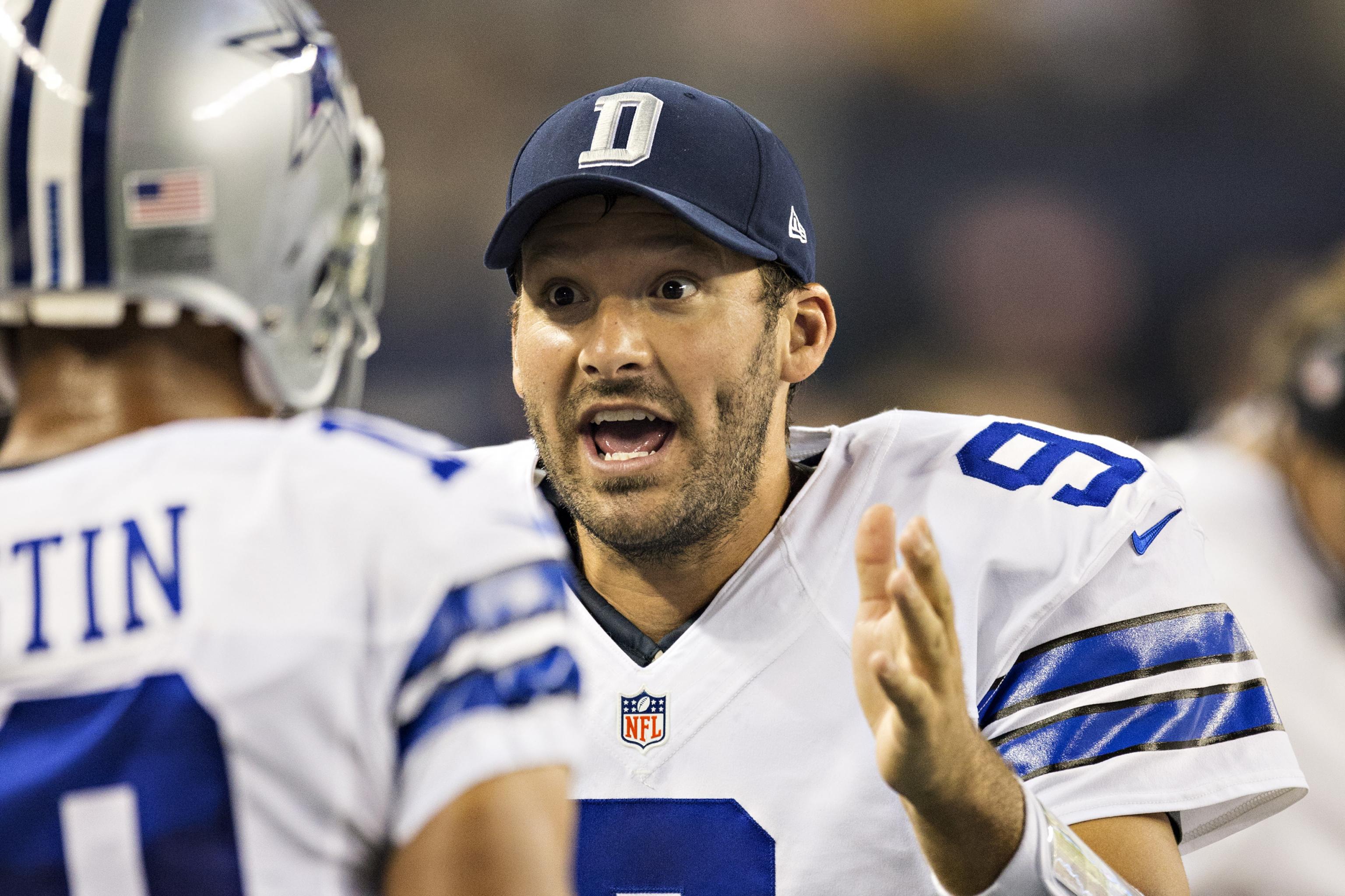 Tony Romo what are you doing?! 