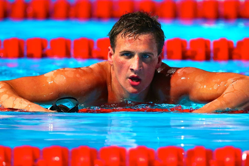 Ryan Lochte Injury: Updates on Star Swimmer's Knee After Fan Encounter