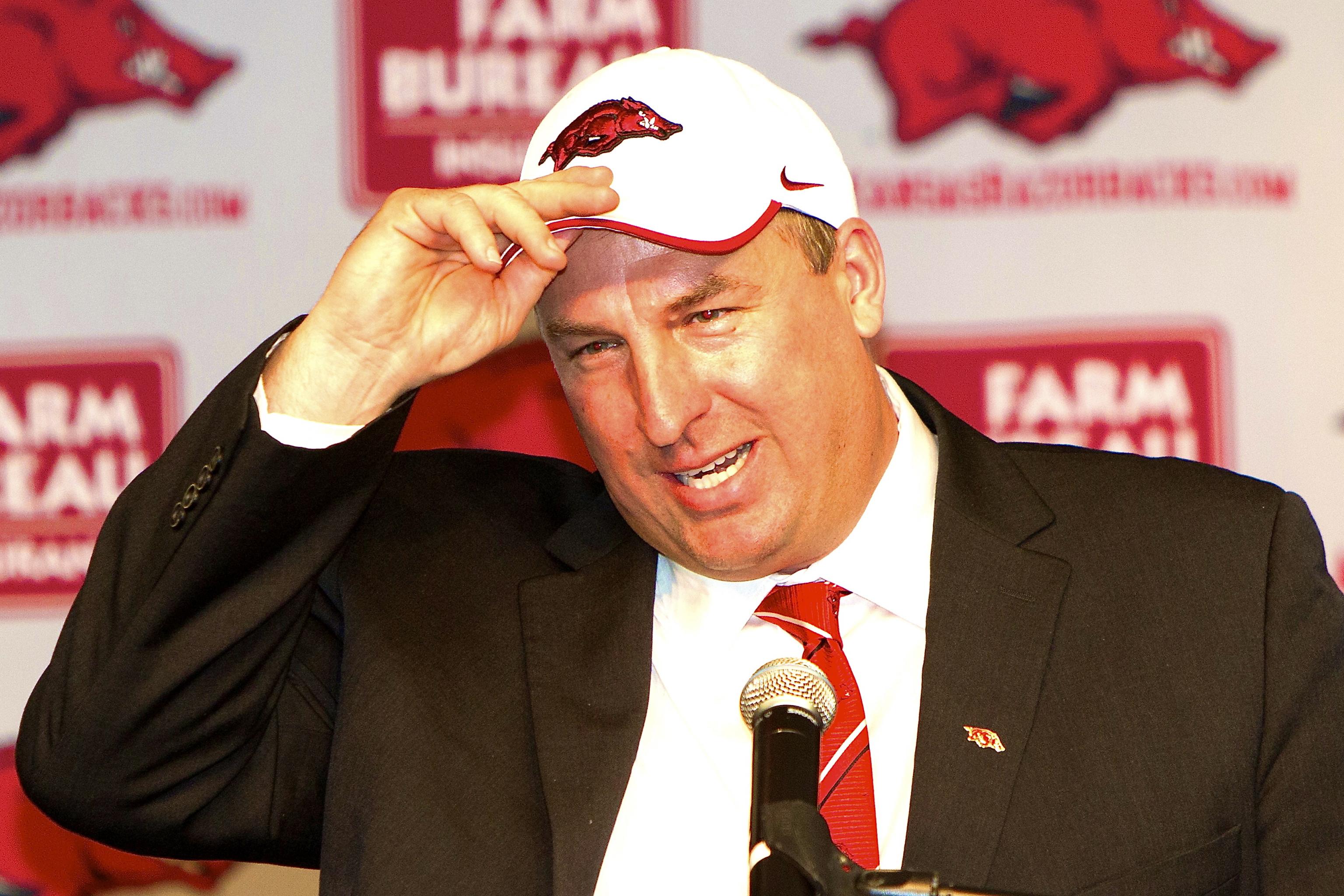 Usa Today Reveals College Football Head Coaches Salaries For