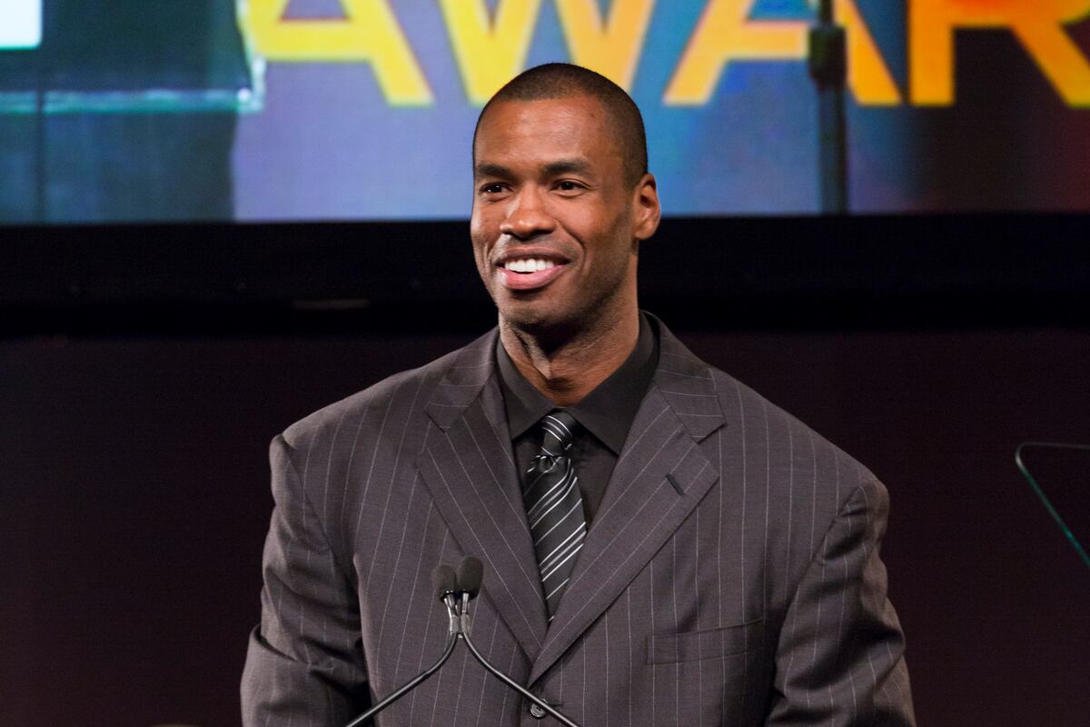 Report NY Knicks Latest Team to Pass on Jason Collins News, Scores