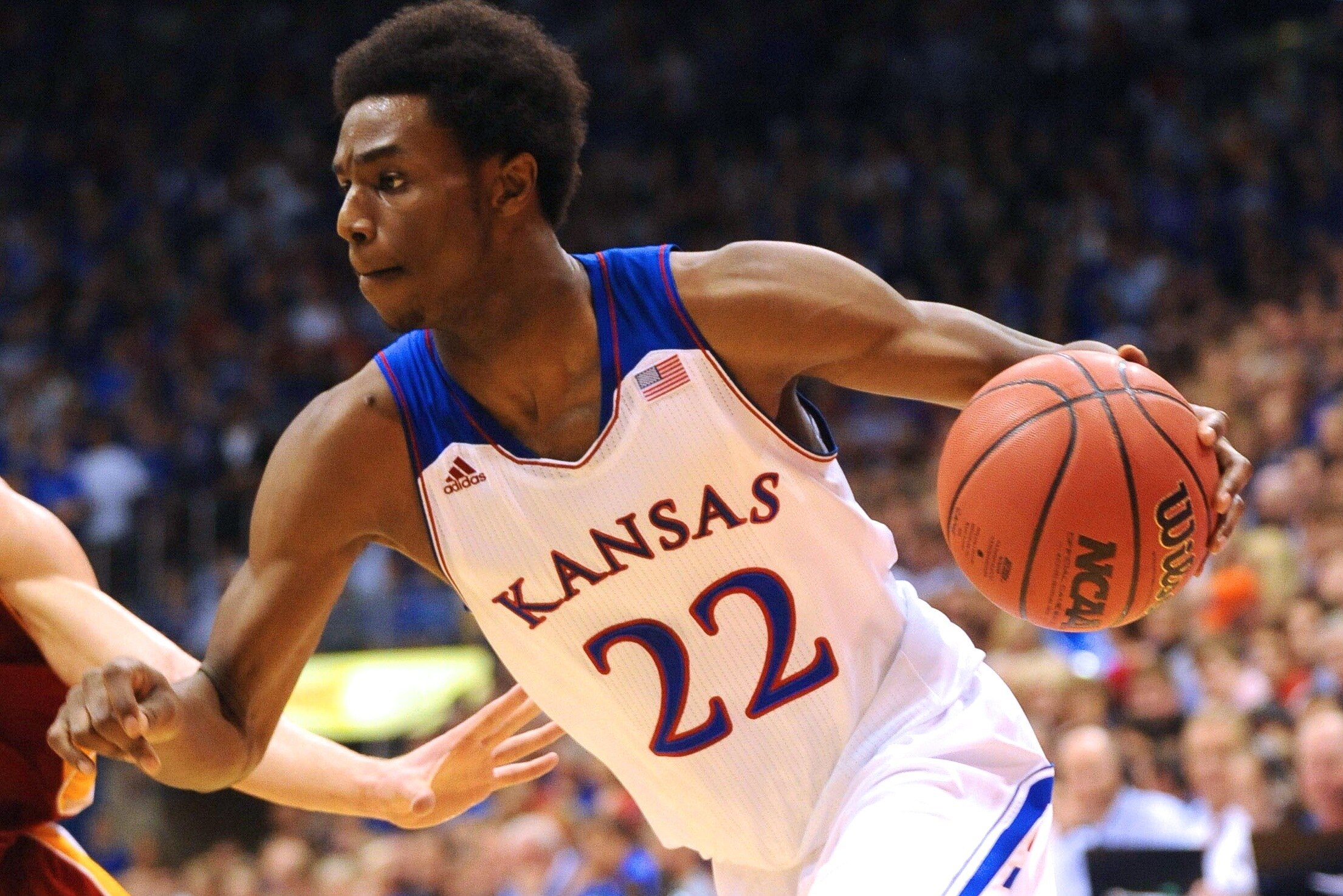 看Wiggins大學打球才懂啥叫天賦，80%球迷認為他天賦高於Zion！（影）-黑特籃球-NBA新聞影音圖片分享社區