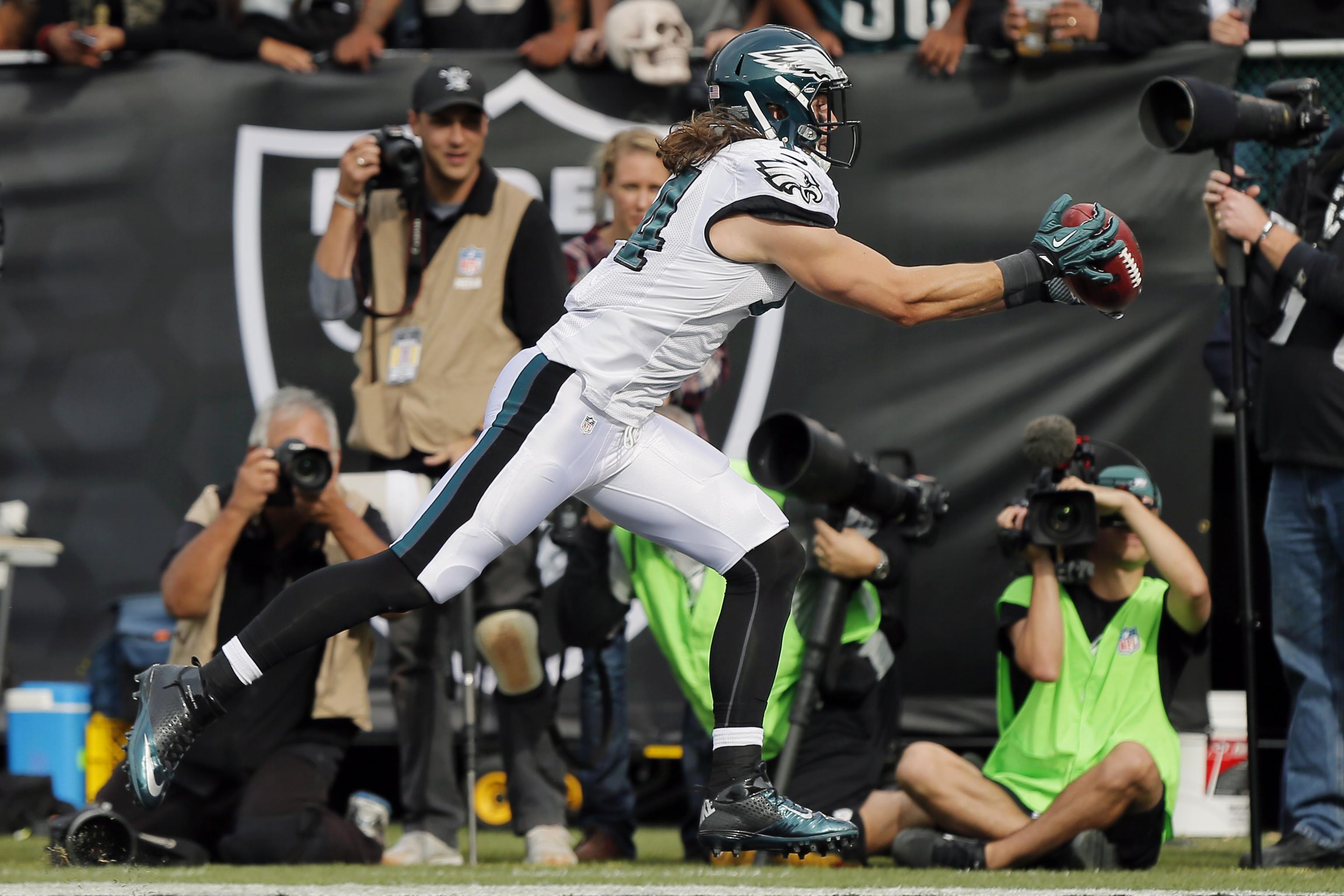 November 10, 2014: Philadelphia Eagles wide receiver Riley Cooper (14)  looks on during the NFL game