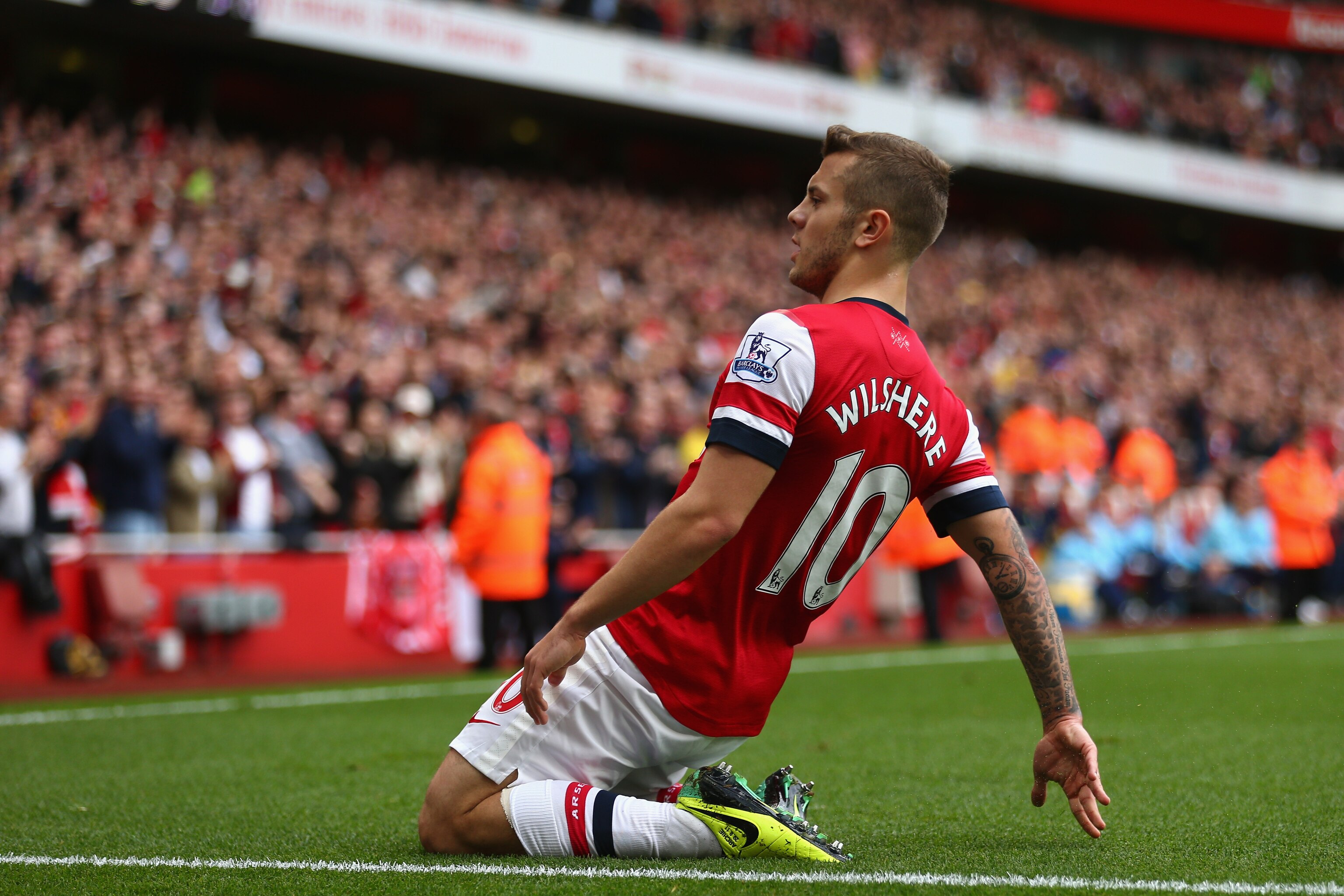 Wenger Is Right Wilshere Is Best As A Deep Lying Midfielder Bleacher Report Latest News Videos And Highlights