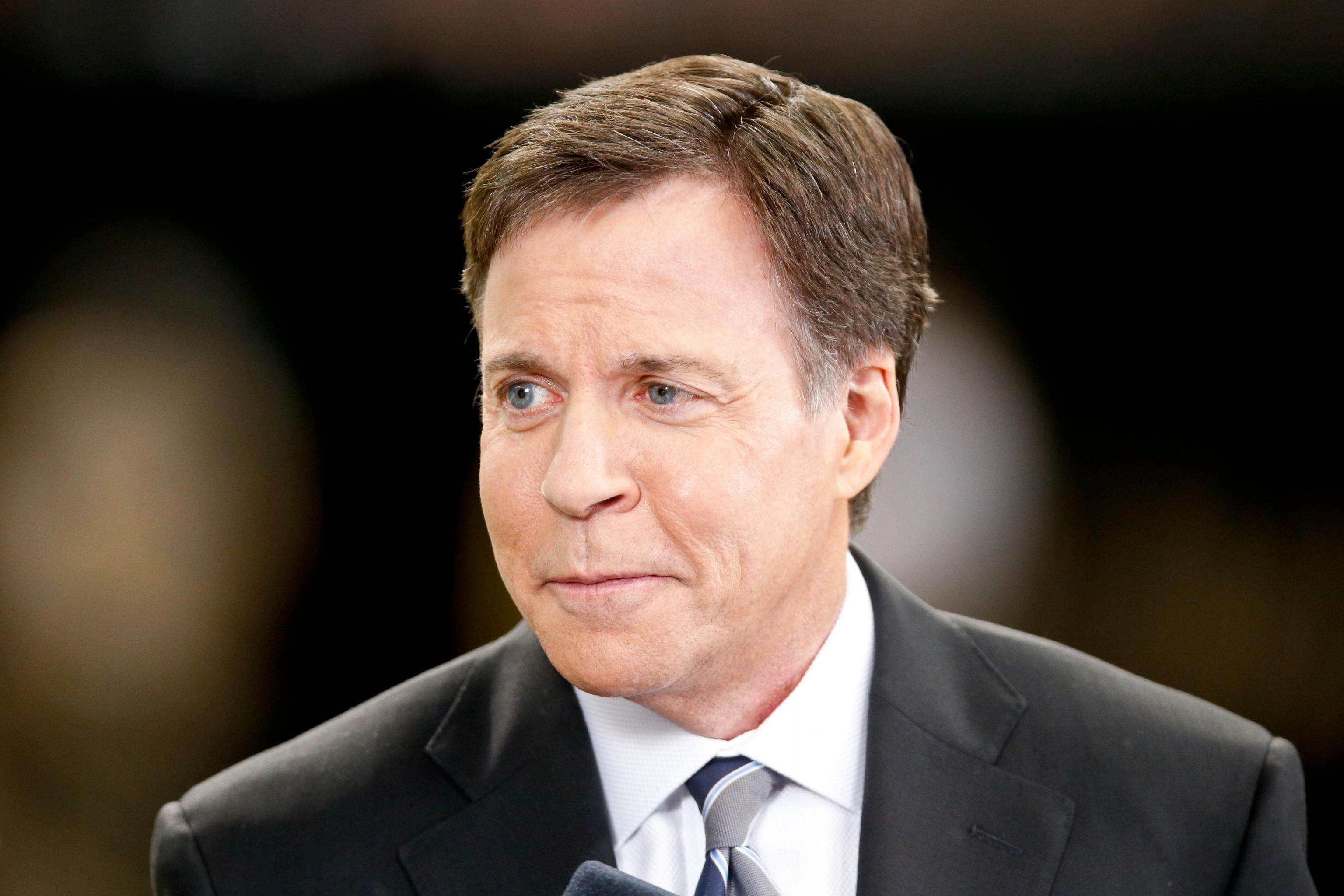 Costas turns spotlight on NFL, NBC relationship