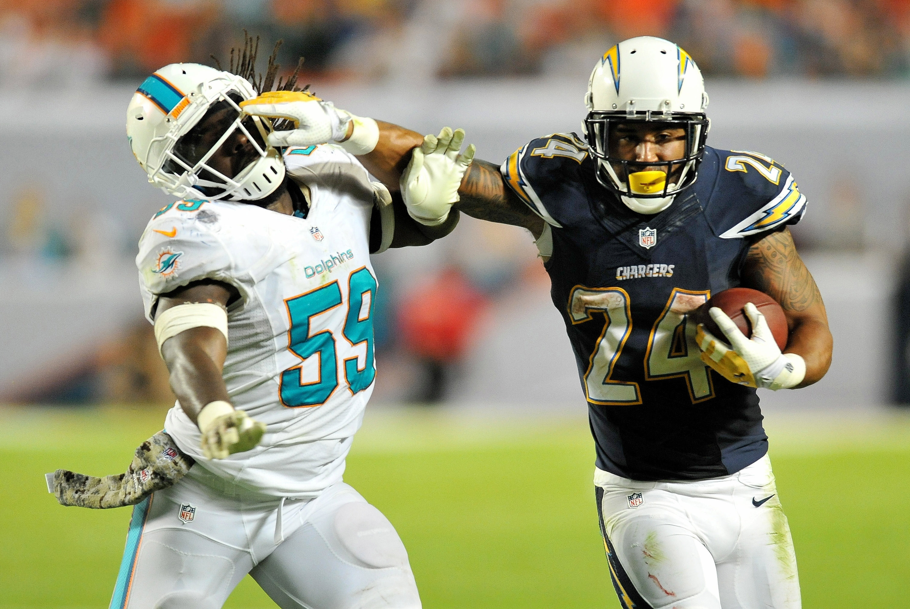 Chargers' improved ground game on display during loss to Miami – Orange  County Register