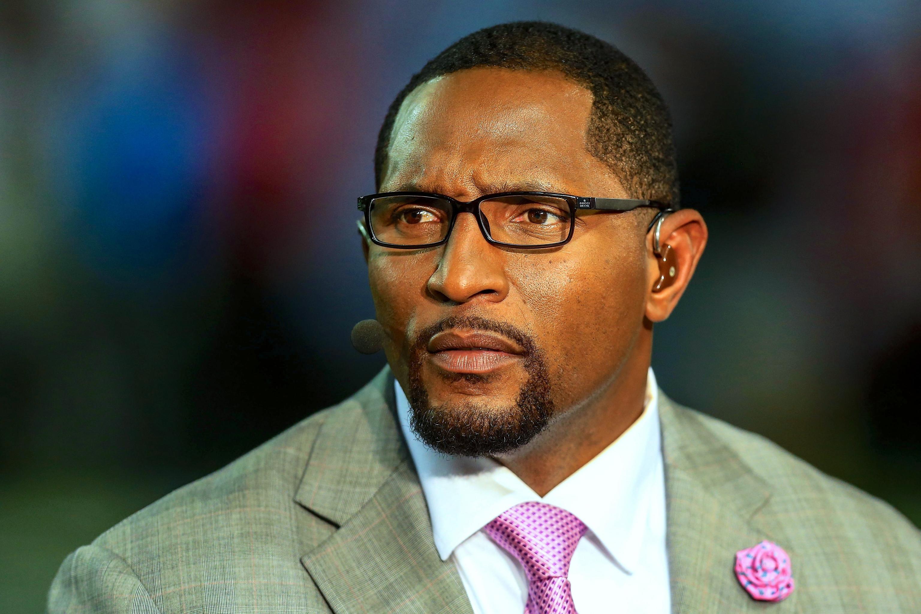 Ray Lewis' career marches on after upset