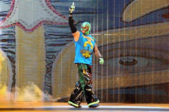 Wwe Raw Review 11 18 13 Rey Mysterio Returns Daniel Bryan Cm