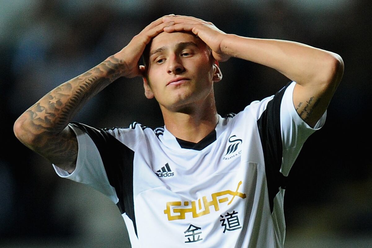 GIF: Jonjo Shelvey Hits Terrible, Awful Shot vs. Valencia ...