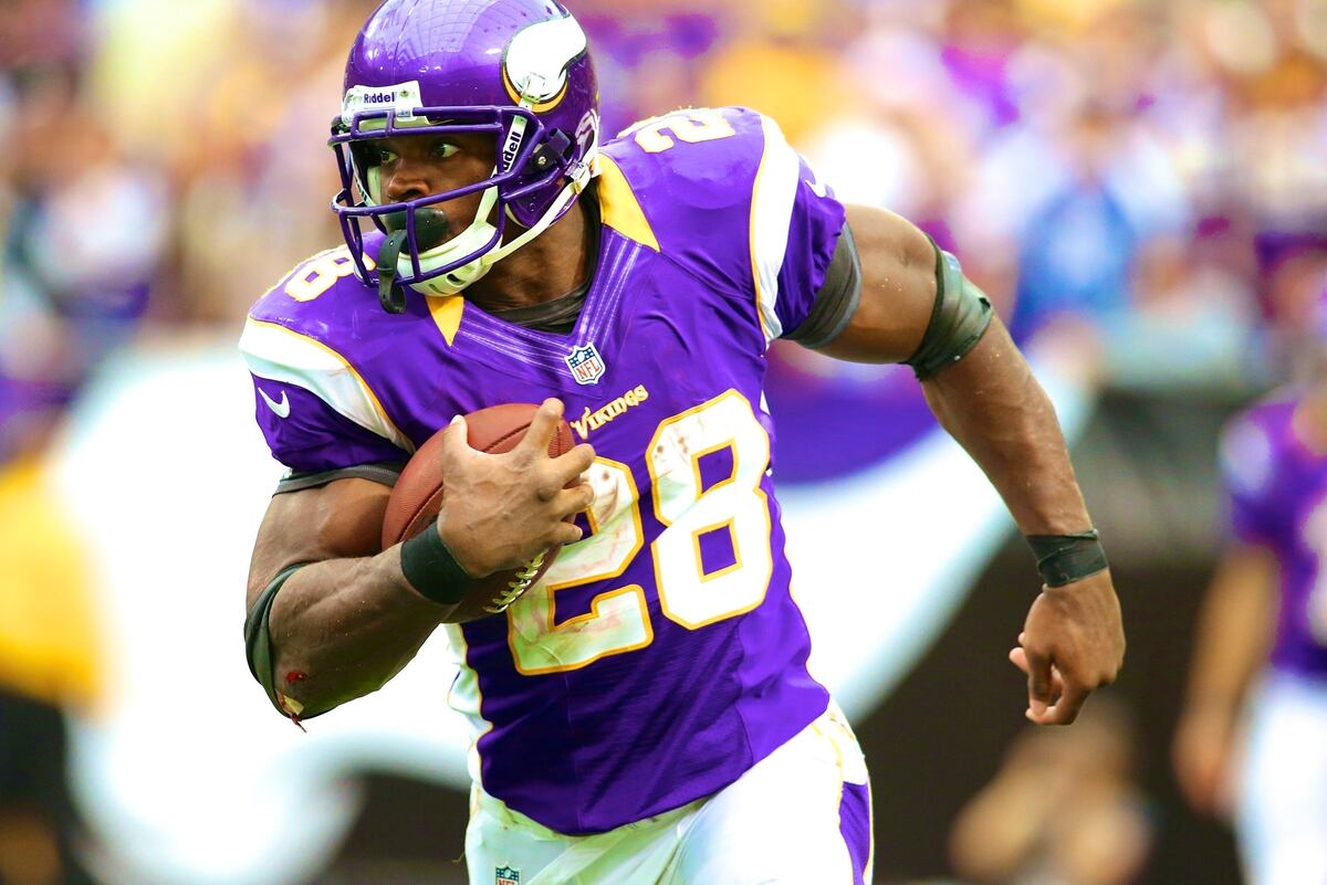 Adrian Peterson Joins Jim Brown, Eric Dickerson as Quickest to 10,000