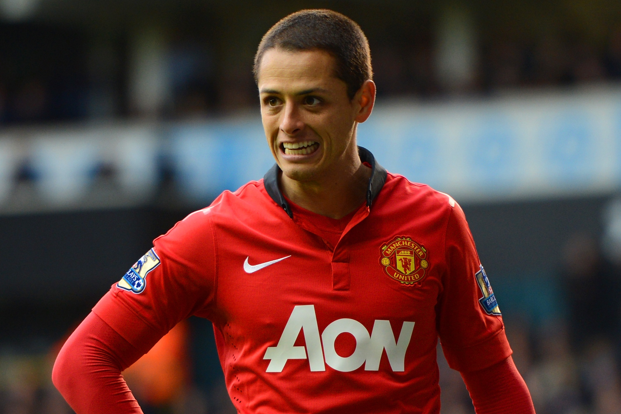 Javier Hernandez offers to play for Man United for free amid