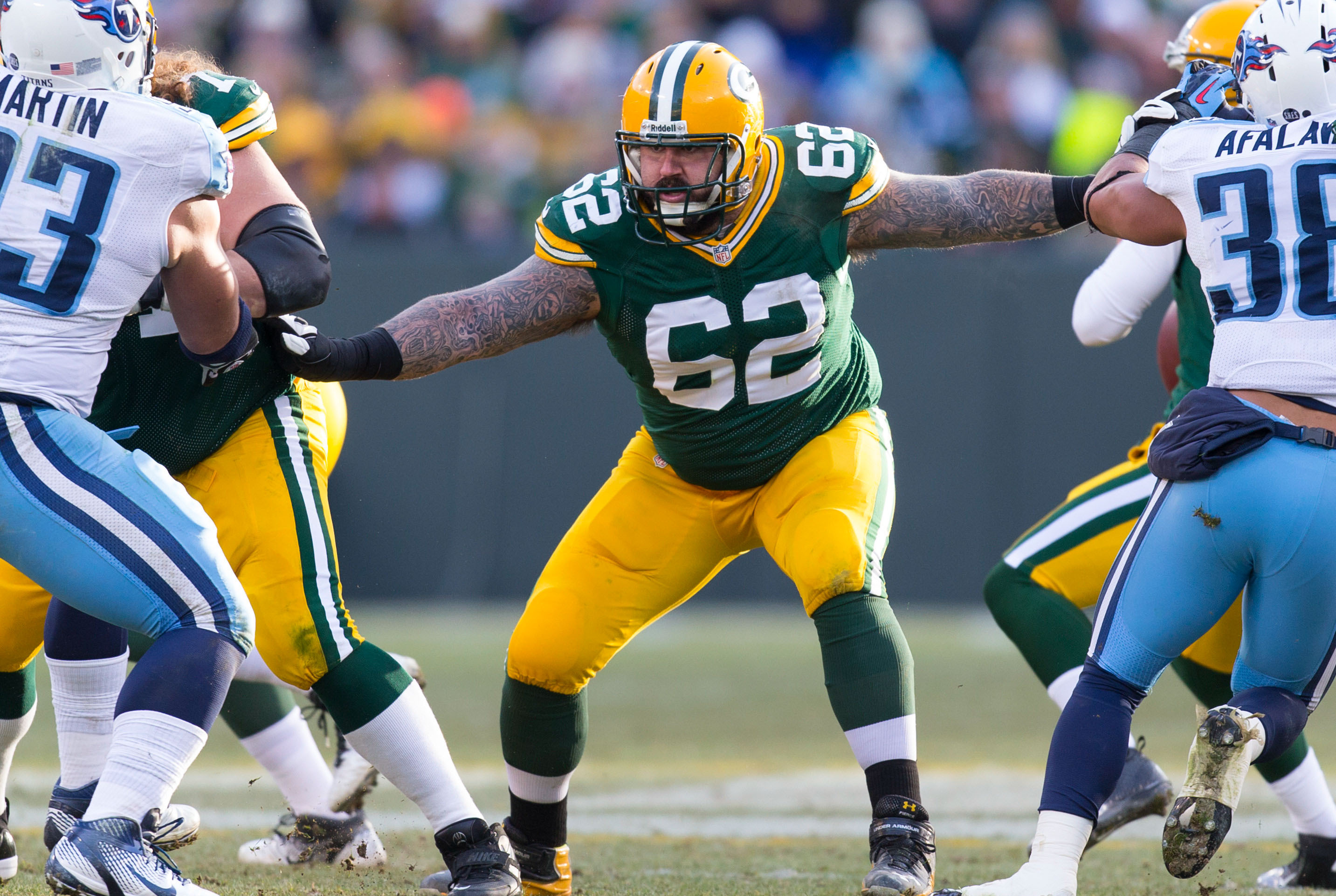 Packers find backup left tackle in JC Tretter