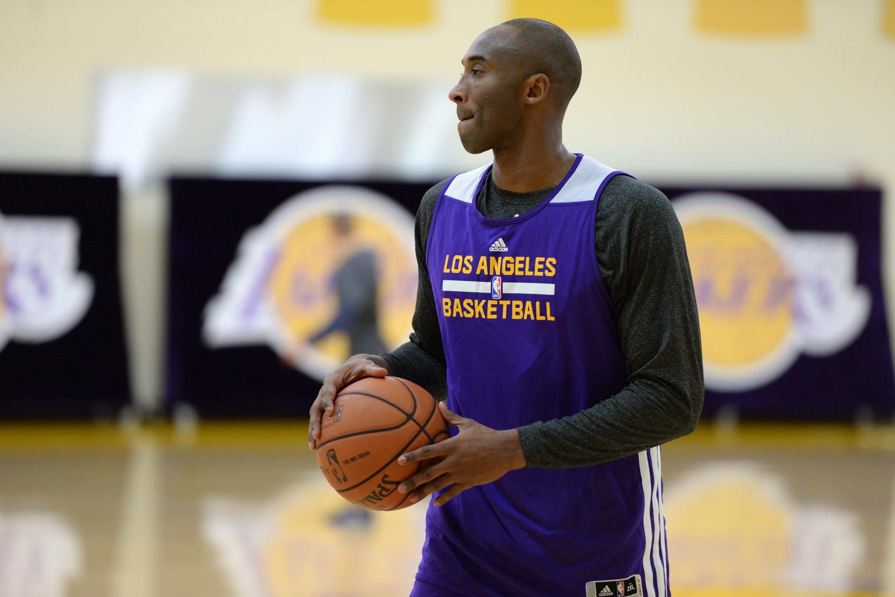 Will Kobe Bryant Have to Play Point Guard for LA Lakers?