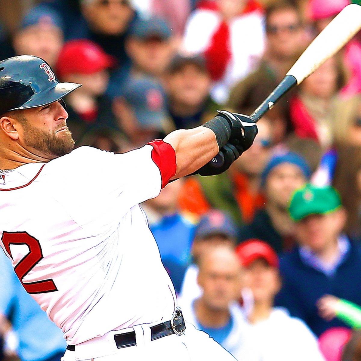Mike Napoli, Red Sox agree to two-year, $32M deal