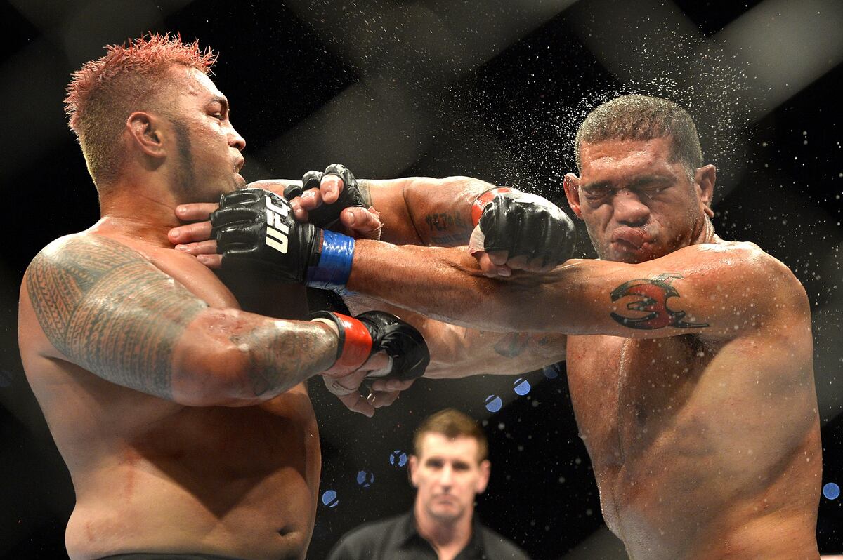 Боевые искусства для уличной драки. Крав-мага боевые искусства. Боевые искусства для уличных драк. Боевые искусства для уличных драк. Мультяшные драки.