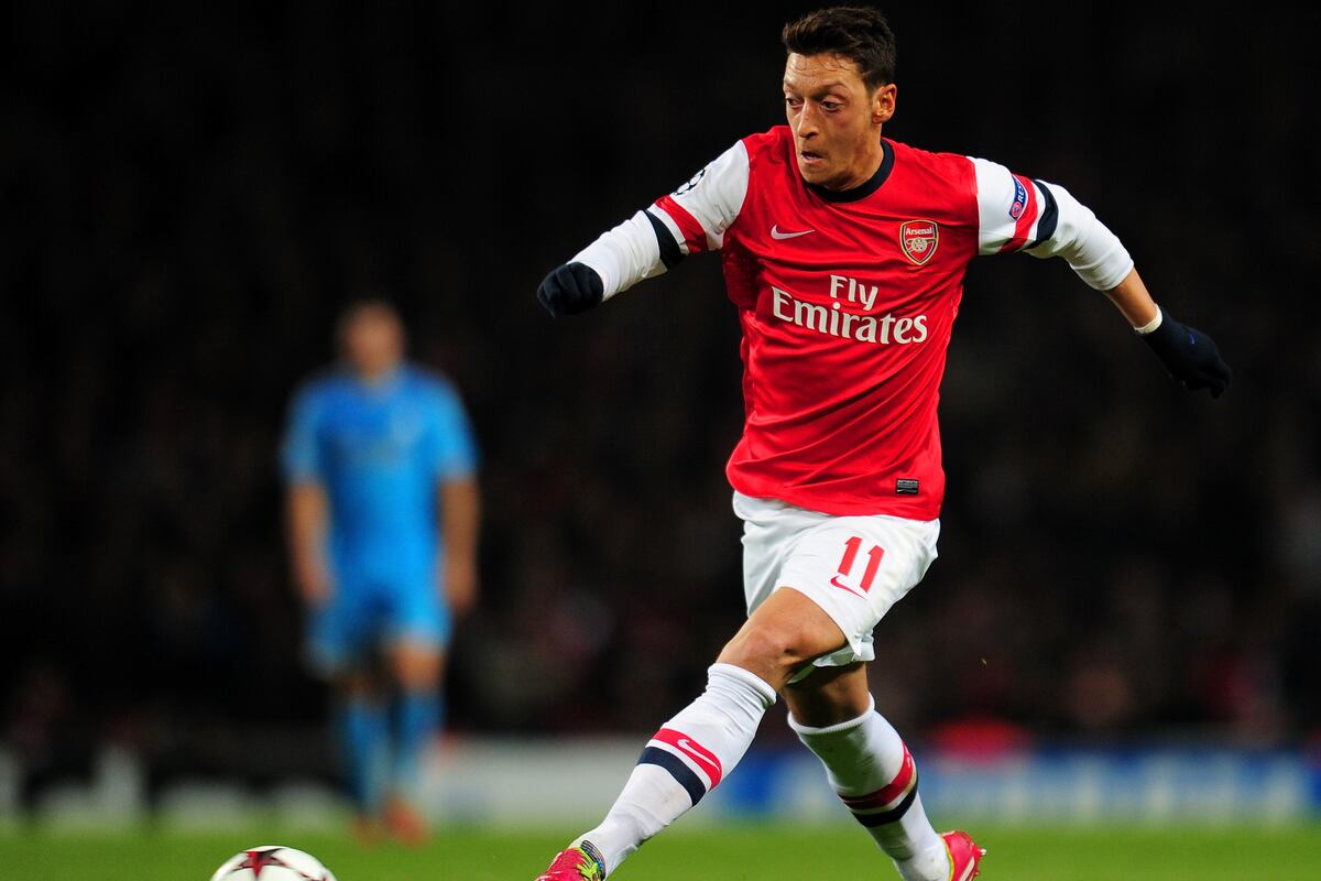 Analysing Mesut Ozil's Performance vs. Manchester City ...