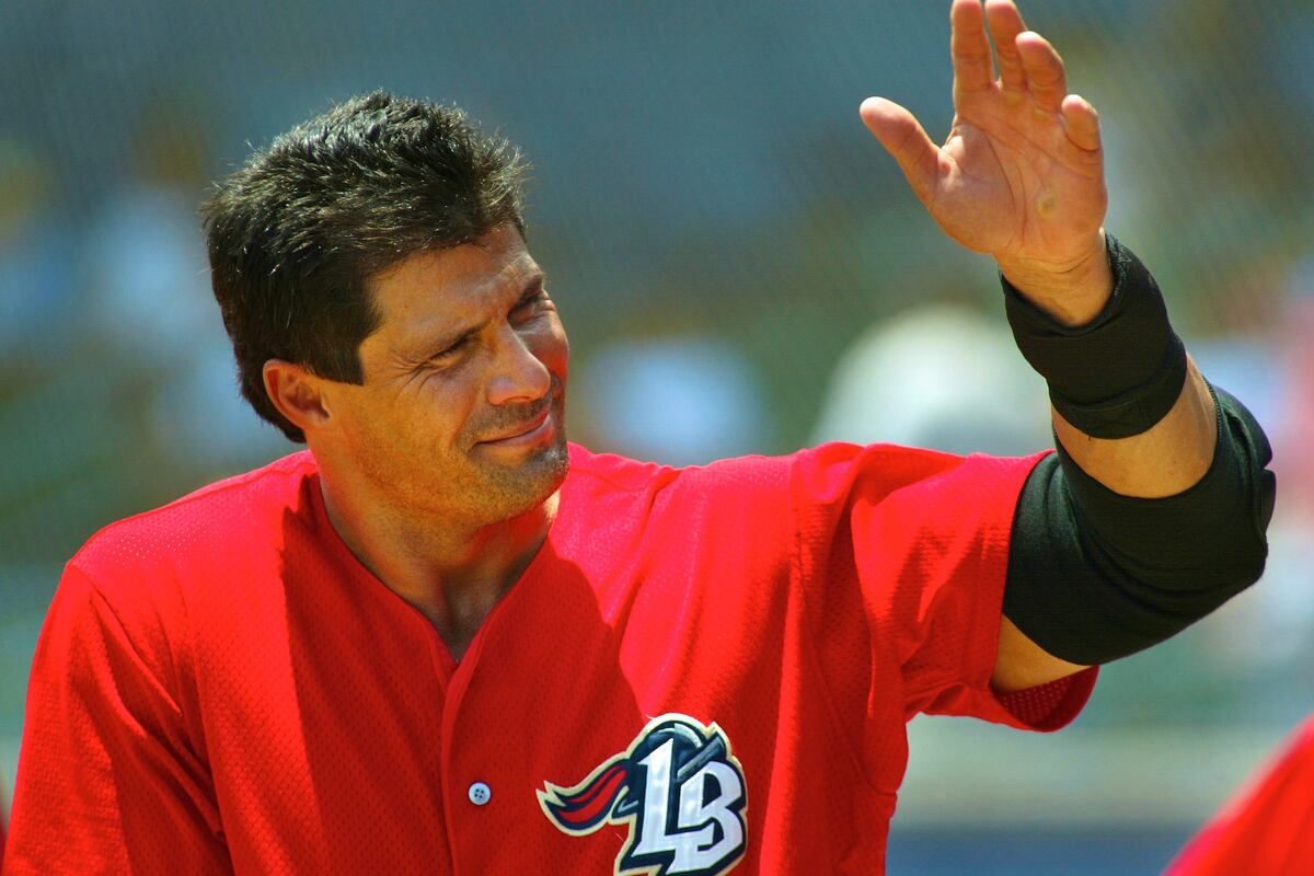 Jose Canseco Wants to Be Texas Longhorns Head Coach ...