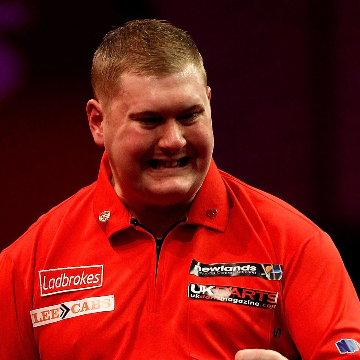 PDC World Darts Championship 2013-14: Most Memorable Moments of the