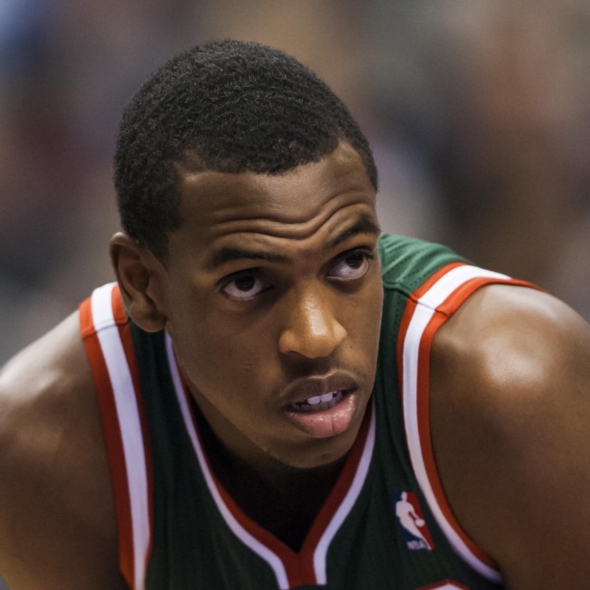 Khris Middleton Buck Teeth Milwaukee Bucks Khris Middleton Saves The