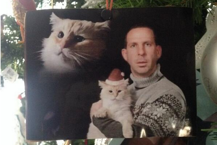 Bo Pelini And A Cat With A Santa Hat Make For The Best Christmas