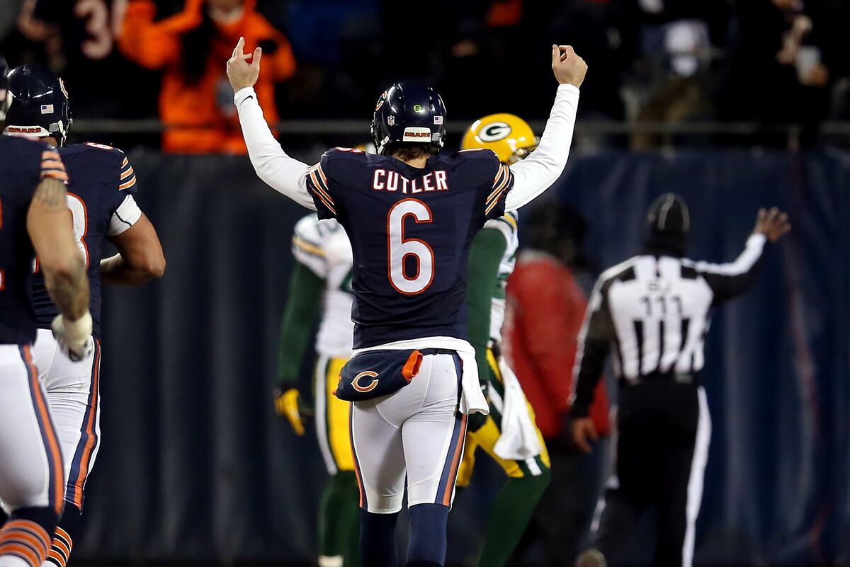 What Team Does Jay Cutler Play For