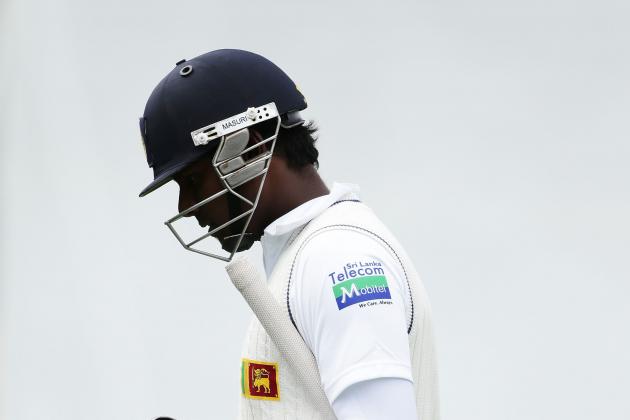 HOBART, AUSTRALIA - DECEMBER 16:  Angelo Mathews of Sri Lanka walks off after being dismissed by Peter Siddle of Australia during day three of the First Test match between Australia and Sri Lanka at Blundstone Arena on December 16, 2012 in Hobart, Australia.  (Photo by Matt King/Getty Images)