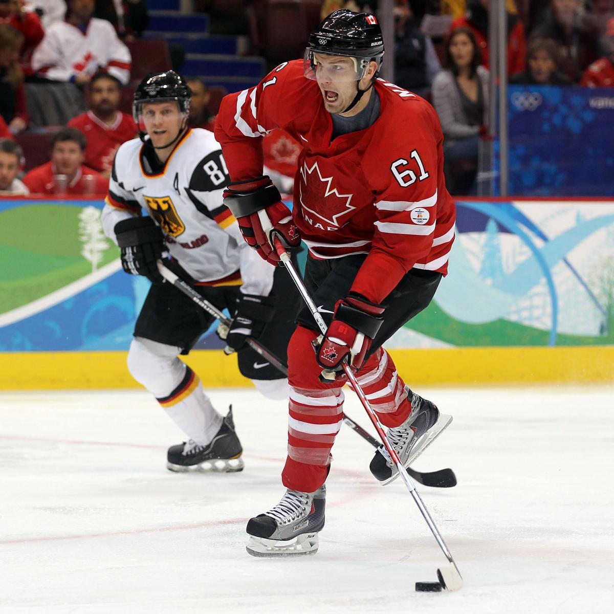 Team Canada Third Jersey Unveiled for 2012 IIHF World Junior Championship