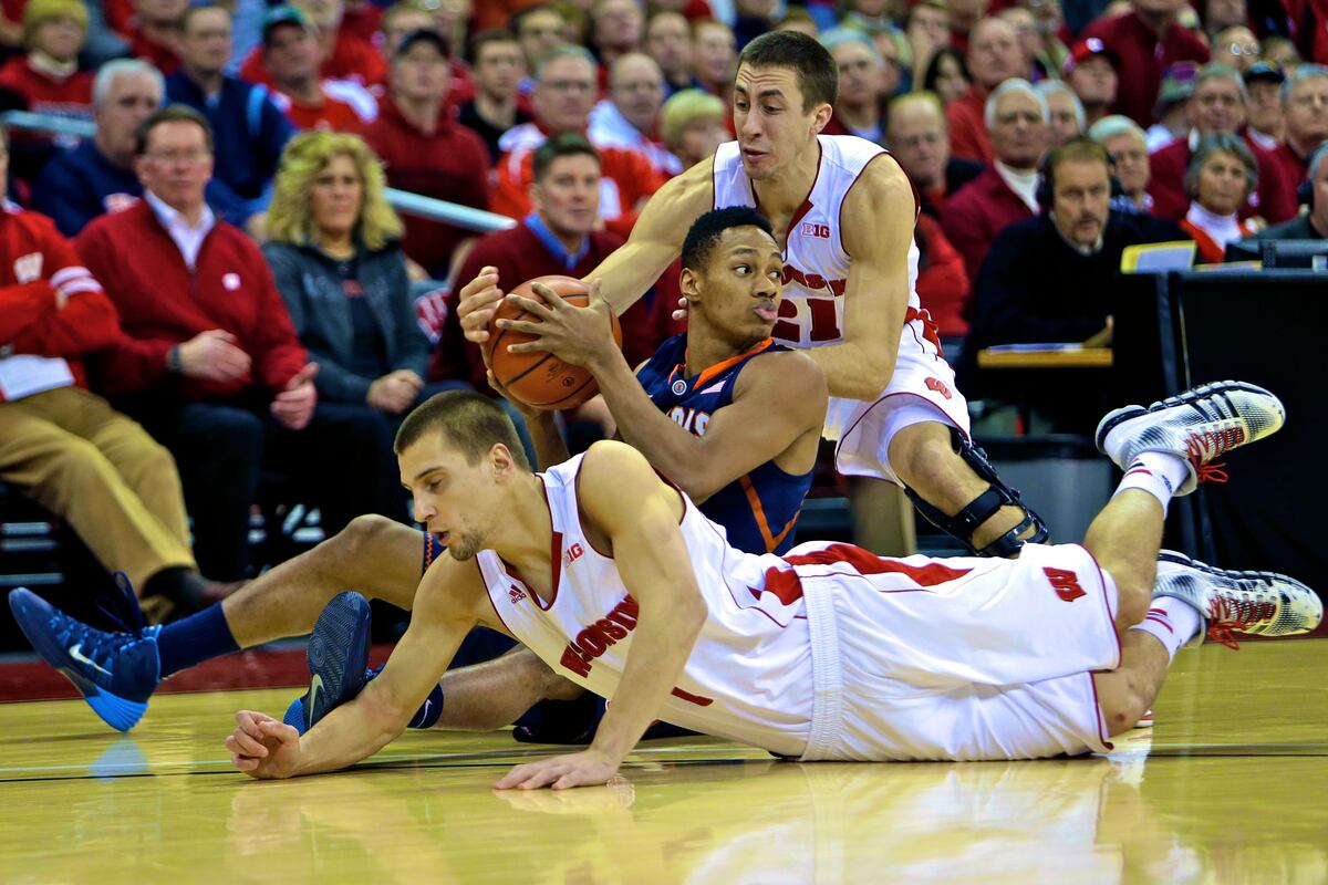 Illinois vs. Wisconsin Score, Grades and Analysis News, Scores
