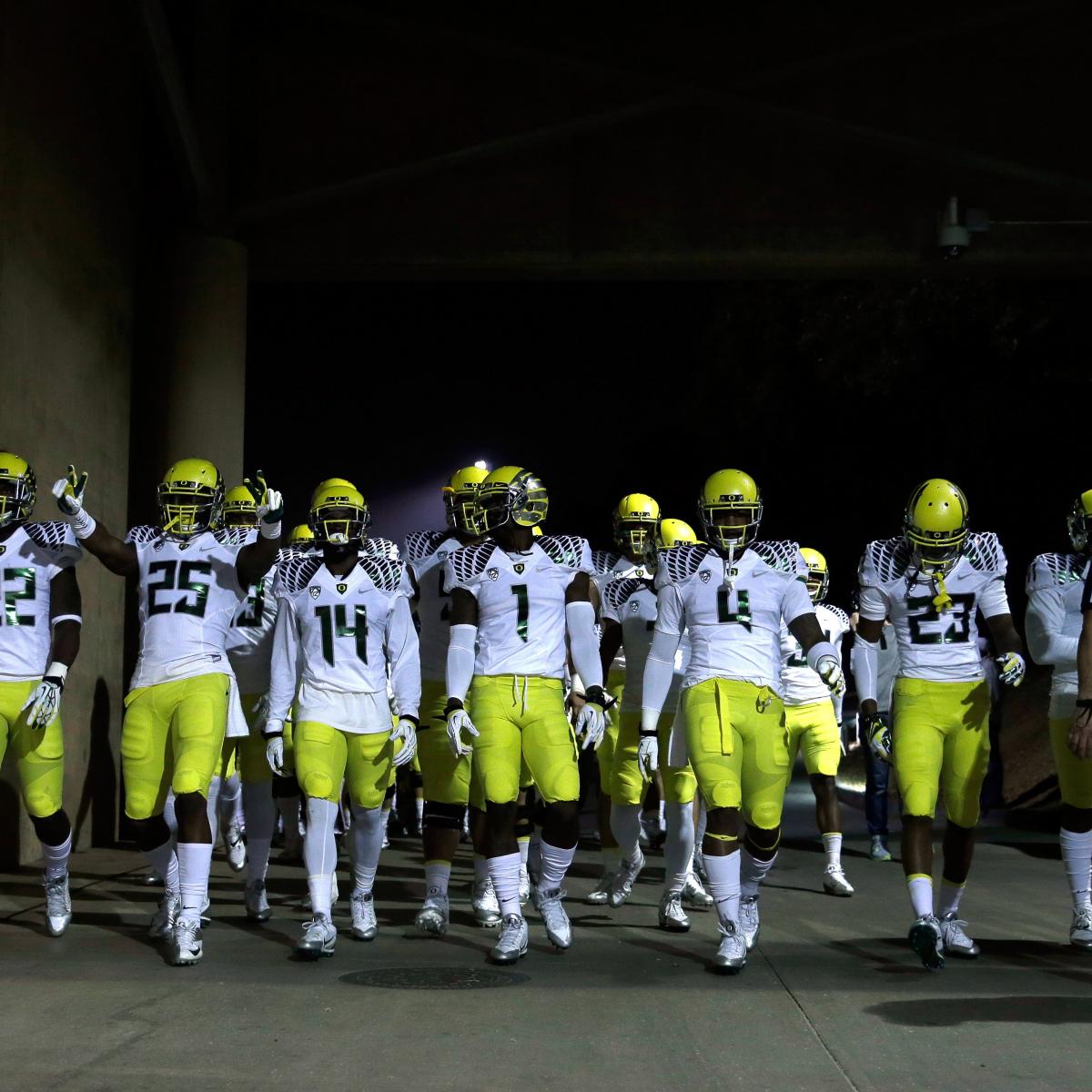 Oregon Football An Early Look at the Ducks' 2014 Season Bleacher