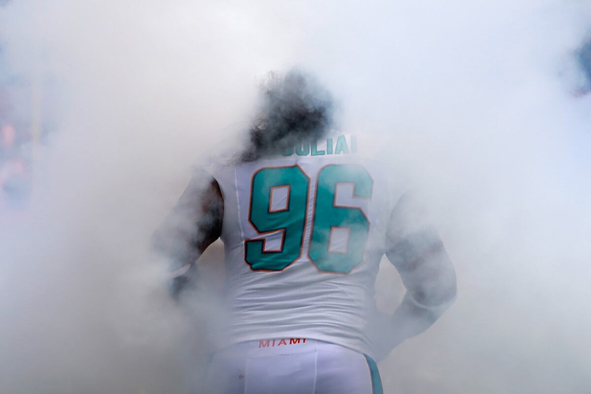 Miami Dolphins Free Agency: Keep, Walk or Tag Options for Every Free