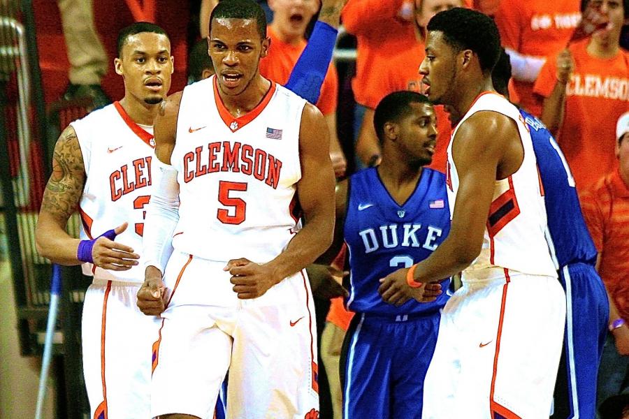 Clemson vs. Duke Prediction, Props & Betting Odds: Monday, 9/4 on ESPN -  Sports Illustrated Clemson Tigers News, Analysis and More