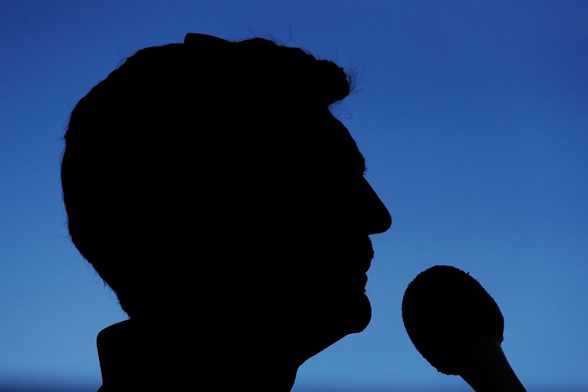 Inside the Mind of a College Football Message Board Troll News