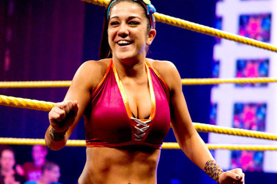 Bayley Wins SmackDown Womens Title, Debuts New Look And 
