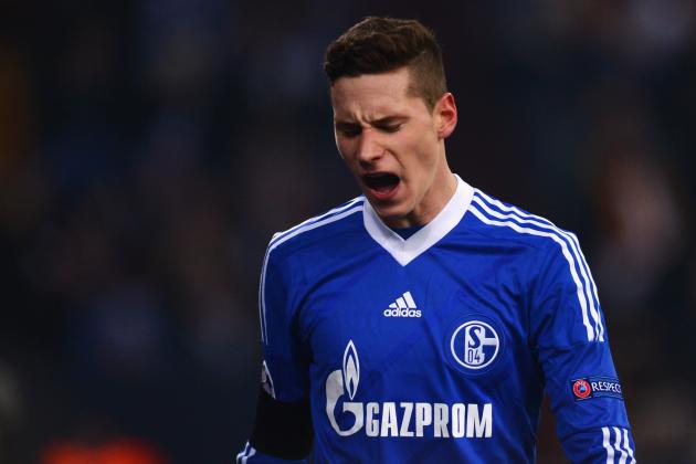 GELSENKIRCHEN, GERMANY - MARCH 12: Julian Draxler of Schalke looks dejected during the UEFA Champions League round of 16 second leg match between FC Schalke 04 and Galatasaray AS at Veltins-Arena on March 12, 2013 in Gelsenkirchen, Germany. (Photo by Lars Baron/Getty Images)