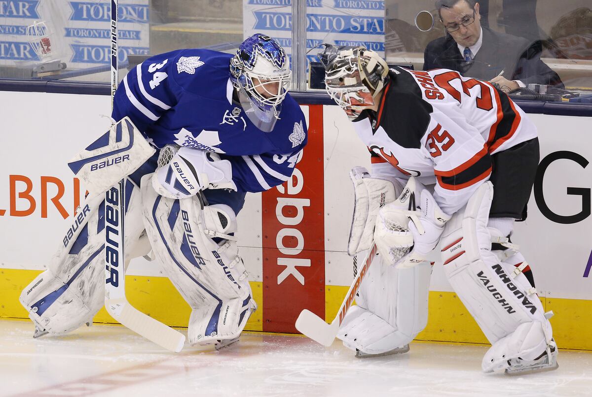 Who's Winning Hottest Goalie Battles at Midpoint of 2013-14 NHL Season? | News, Scores 