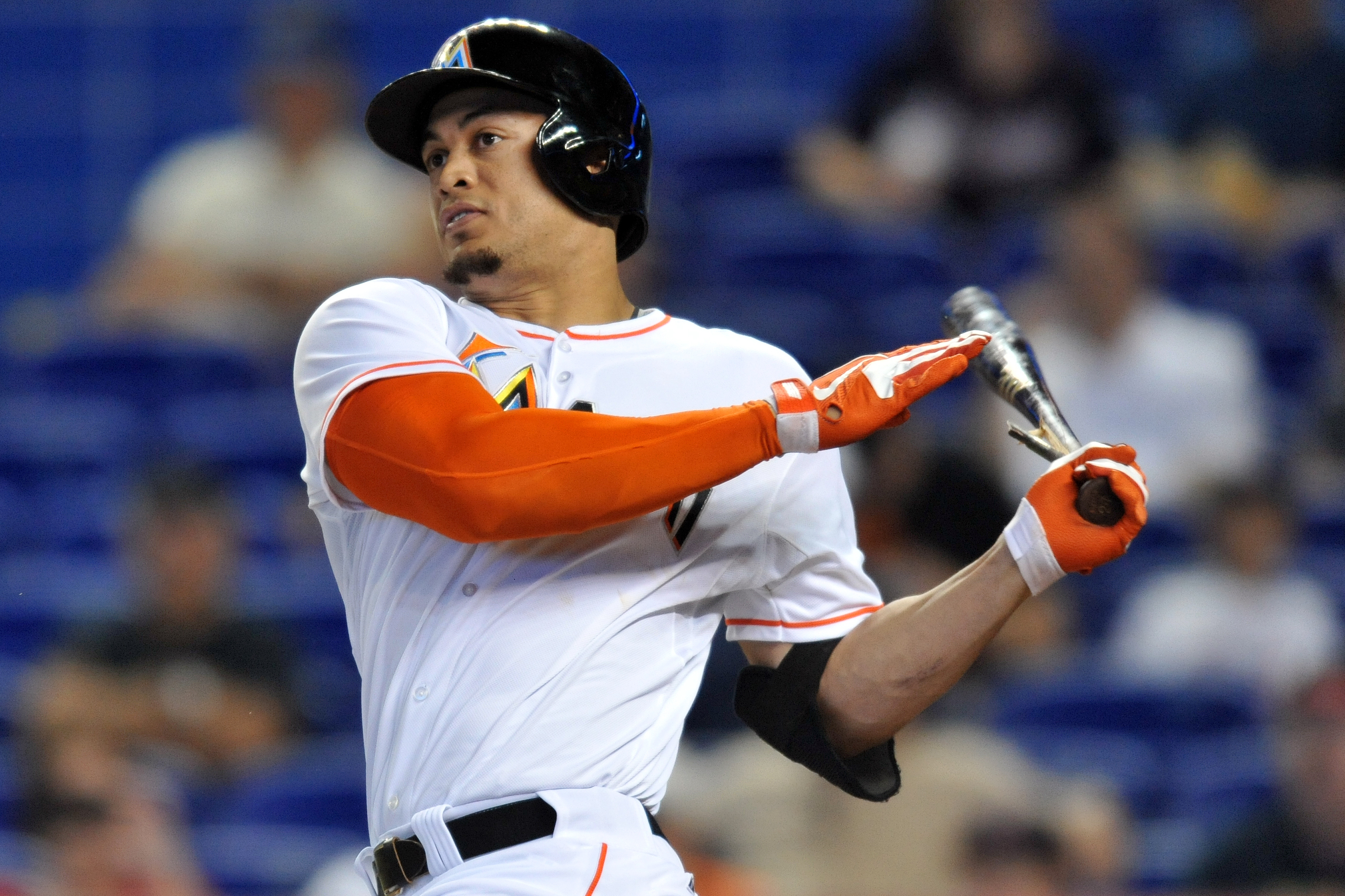 Giancarlo Stanton Signs 1-Year, $6.5 Millon Deal with Miami