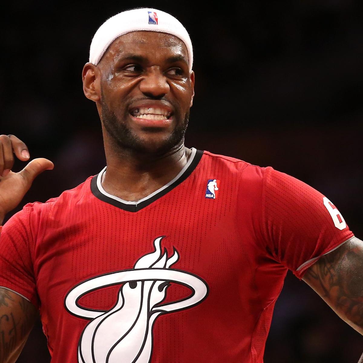 Heat's LeBron James 'not a big fan' of sleeved jerseys after poor shooting  night - Sports Illustrated