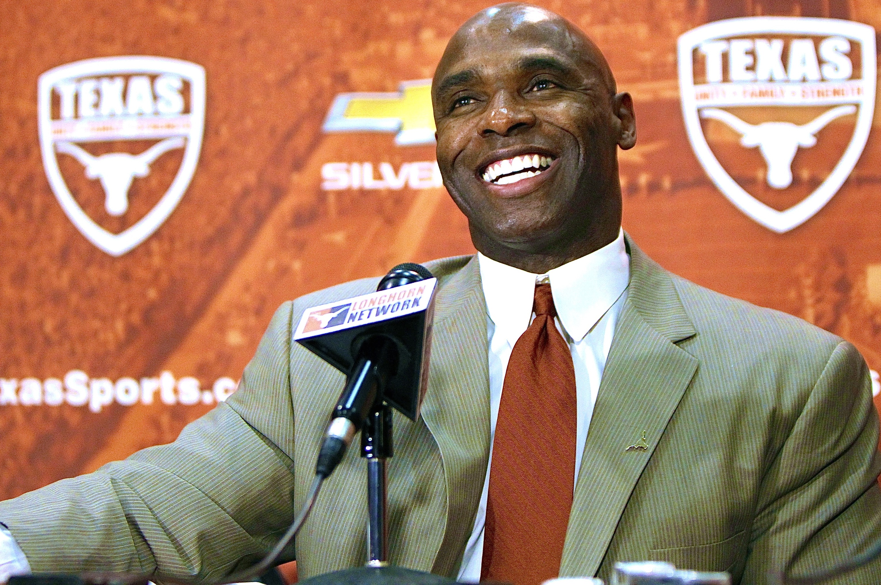 National analyst sounds off on OU's poll position, Charlie Strong's future  at UT and Aggies' tough SEC road